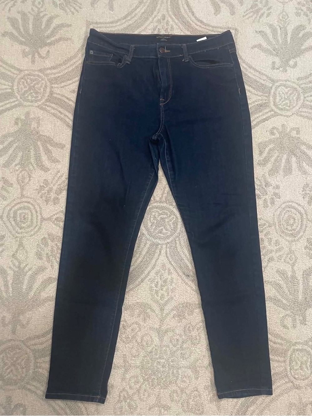 Banana Republic Slim Jeans in Dark Blue